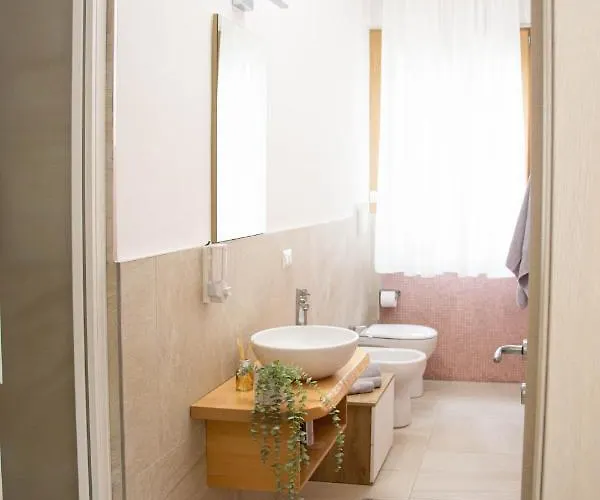 Ca' Fiore - Self Check-in, & Modern